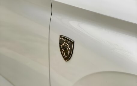 Peugeot 308, 2022 год, 2 480 000 рублей, 6 фотография