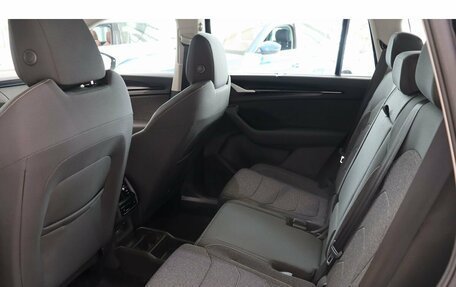 Skoda Kodiaq, 2025 год, 5 200 000 рублей, 11 фотография