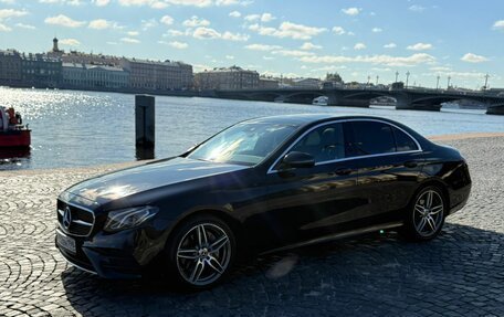 Mercedes-Benz E-Класс, 2018 год, 3 300 000 рублей, 7 фотография