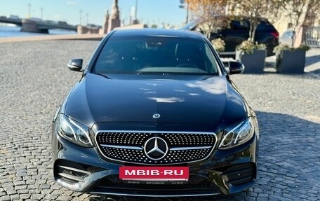 Mercedes-Benz E-Класс, 2018 год, 3 300 000 рублей, 2 фотография