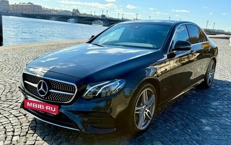 Mercedes-Benz E-Класс, 2018 год, 3 300 000 рублей, 11 фотография