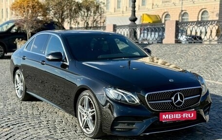 Mercedes-Benz E-Класс, 2018 год, 3 300 000 рублей, 3 фотография