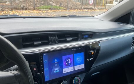 Toyota Corolla, 2013 год, 970 000 рублей, 3 фотография