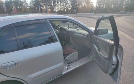Mazda 626, 2001 год, 400 000 рублей, 19 фотография