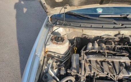 Mazda 626, 2001 год, 400 000 рублей, 32 фотография