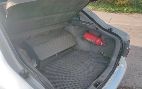Mazda 626, 2001 год, 400 000 рублей, 30 фотография