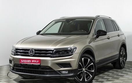 Volkswagen Tiguan II, 2019 год, 2 399 700 рублей, 1 фотография