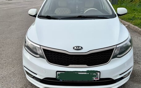 KIA Rio III рестайлинг, 2016 год, 930 000 рублей, 3 фотография