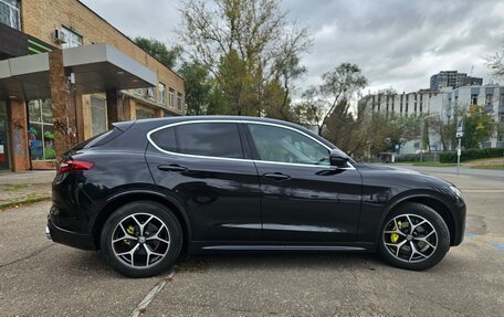 Alfa Romeo Stelvio, 2020 год, 4 500 000 рублей, 8 фотография