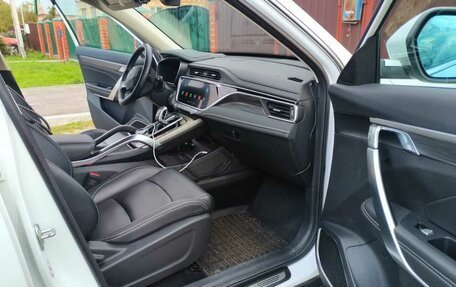 Geely Atlas, 2024 год, 2 220 000 рублей, 3 фотография