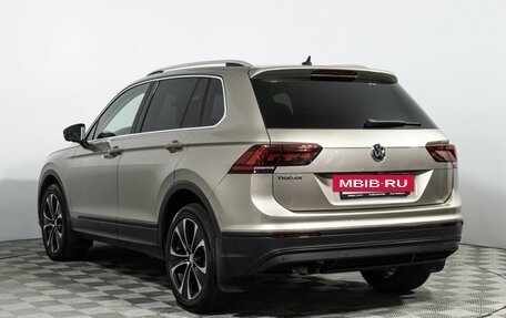 Volkswagen Tiguan II, 2019 год, 2 399 700 рублей, 7 фотография