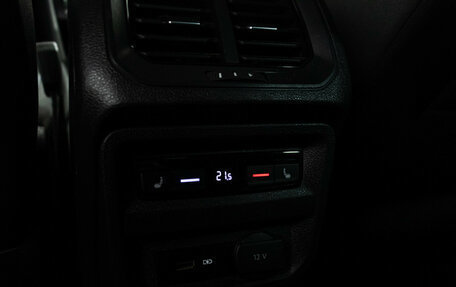 Volkswagen Tiguan II, 2019 год, 2 399 700 рублей, 20 фотография