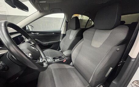 Skoda Octavia IV, 2021 год, 2 050 000 рублей, 11 фотография