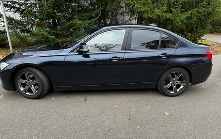 BMW 3 серия, 2012 год, 1 400 000 рублей, 4 фотография