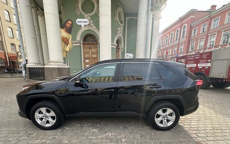 Toyota RAV4, 2021 год, 3 725 000 рублей, 11 фотография