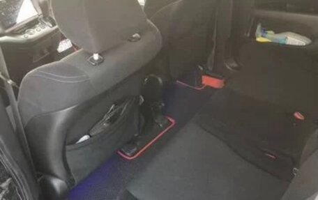 Honda Stream II, 2007 год, 880 000 рублей, 11 фотография