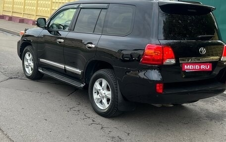 Toyota Land Cruiser 200, 2013 год, 3 700 000 рублей, 10 фотография