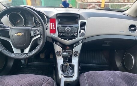 Chevrolet Cruze II, 2011 год, 720 000 рублей, 8 фотография