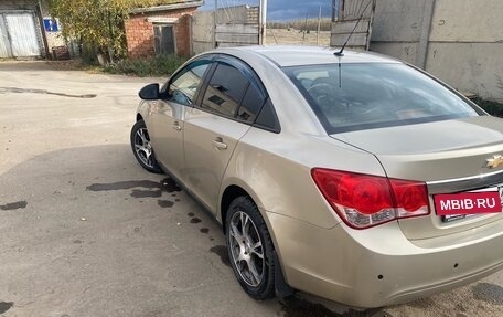 Chevrolet Cruze II, 2011 год, 720 000 рублей, 7 фотография