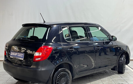Skoda Fabia II, 2013 год, 550 000 рублей, 3 фотография
