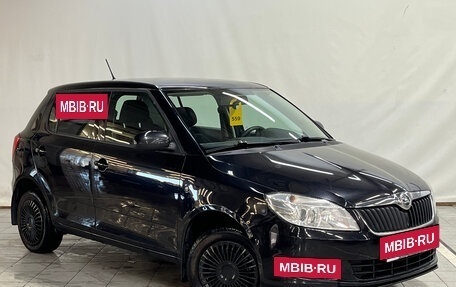Skoda Fabia II, 2013 год, 550 000 рублей, 2 фотография