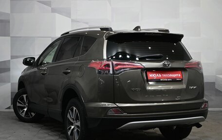 Toyota RAV4, 2015 год, 2 370 000 рублей, 4 фотография