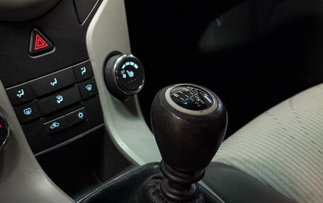 Chevrolet Cruze II, 2011 год, 496 400 рублей, 7 фотография
