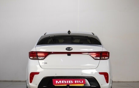 KIA Rio IV, 2017 год, 1 499 000 рублей, 5 фотография