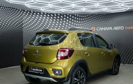 Renault Sandero II рестайлинг, 2016 год, 1 014 000 рублей, 2 фотография