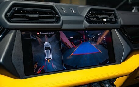 Lamborghini Urus I, 2025 год, 42 000 000 рублей, 19 фотография