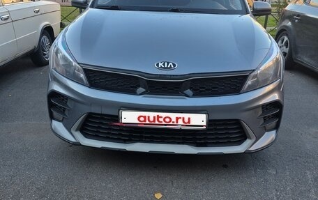 KIA Rio IV, 2021 год, 1 350 000 рублей, 1 фотография