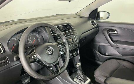 Volkswagen Polo VI (EU Market), 2017 год, 907 000 рублей, 9 фотография