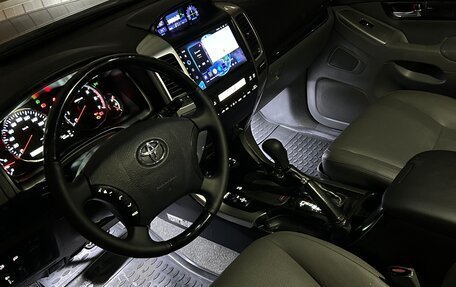 Toyota Land Cruiser Prado 120 рестайлинг, 2008 год, 2 150 000 рублей, 17 фотография