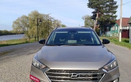 Hyundai Tucson III, 2020 год, 2 300 000 рублей, 2 фотография