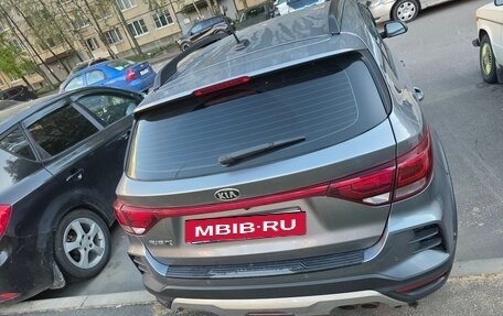 KIA Rio IV, 2021 год, 1 350 000 рублей, 3 фотография