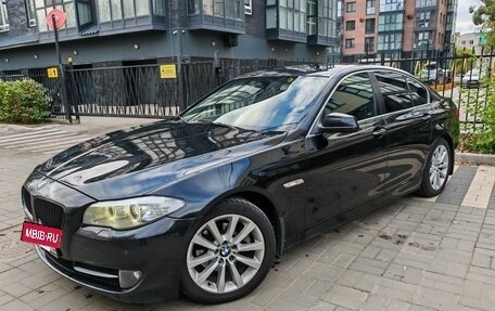 BMW 5 серия, 2011 год, 1 800 000 рублей, 3 фотография