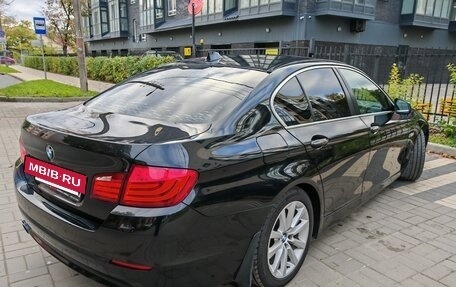 BMW 5 серия, 2011 год, 1 800 000 рублей, 5 фотография
