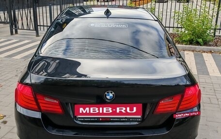 BMW 5 серия, 2011 год, 1 800 000 рублей, 8 фотография