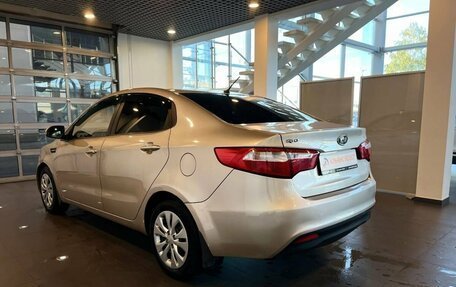 KIA Rio III рестайлинг, 2011 год, 730 000 рублей, 5 фотография