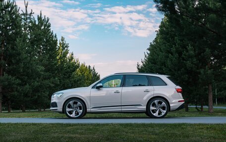 Audi Q7, 2022 год, 10 500 000 рублей, 2 фотография