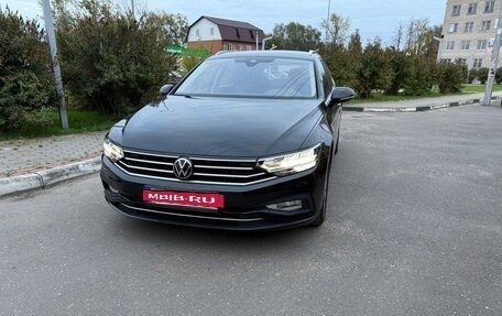 Volkswagen Passat B8 рестайлинг, 2022 год, 2 650 000 рублей, 4 фотография
