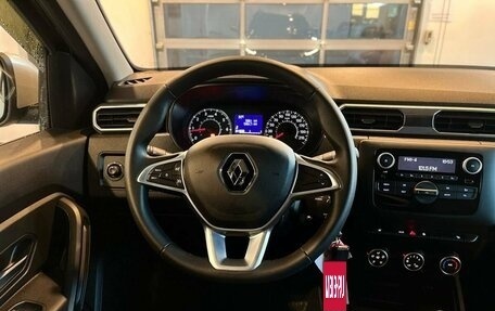 Renault Duster, 2022 год, 2 780 000 рублей, 10 фотография
