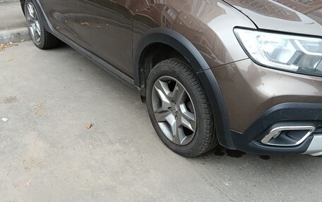 Renault Logan II, 2019 год, 950 000 рублей, 12 фотография