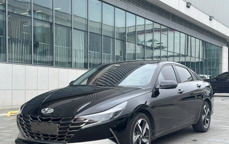 Hyundai Elantra, 2022 год, 1 890 000 рублей, 1 фотография