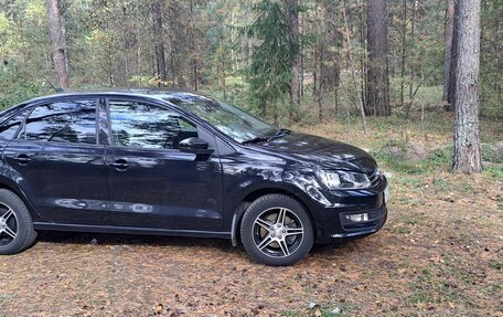 Volkswagen Polo VI (EU Market), 2018 год, 1 250 000 рублей, 2 фотография