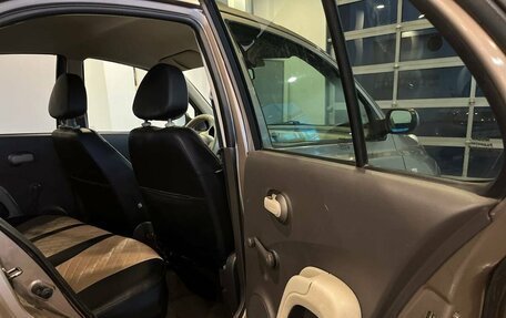 Nissan Micra III, 2005 год, 460 000 рублей, 17 фотография