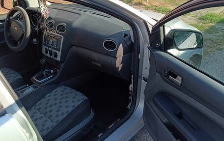 Ford Focus II рестайлинг, 2006 год, 300 000 рублей, 10 фотография