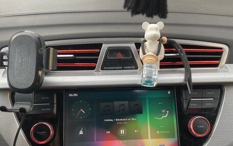 Geely Atlas I, 2019 год, 1 800 000 рублей, 10 фотография