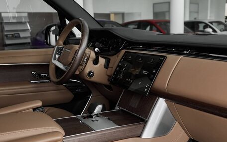 Land Rover Range Rover IV рестайлинг, 2024 год, 22 300 000 рублей, 9 фотография