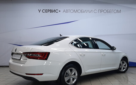Skoda Superb III рестайлинг, 2019 год, 2 030 000 рублей, 3 фотография